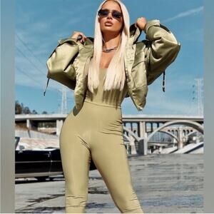 New Pretty Little Thing Womens Satin Oversized Hooded Bomber Jacket Green 10